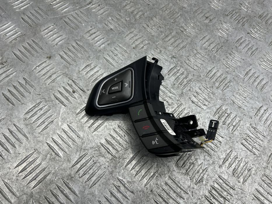 Кнопки руля левая сторона LR028400 для Land Rover Range Rover Evoque 2