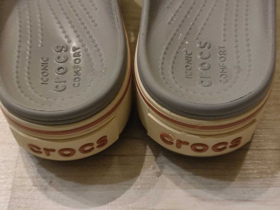 Продаются женские вьетнамки Crocs Jibbitz Crocband Platform Flip