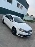 Срочно! Volkswagen Passat B7 2012
