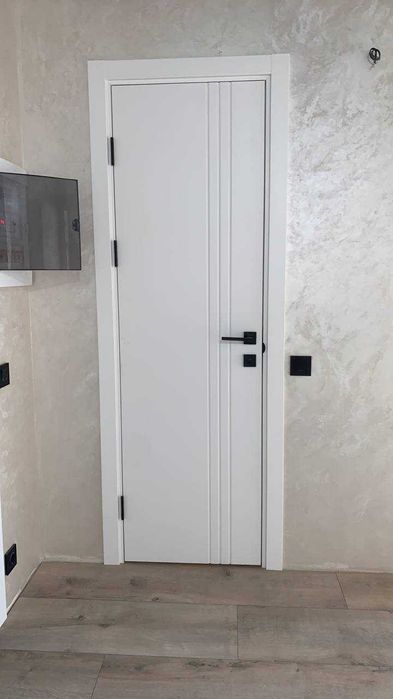 Вхідні  та міжкімнатні двері монтаж установка дверей