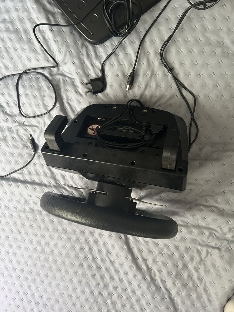 Vendo g27 com caixa