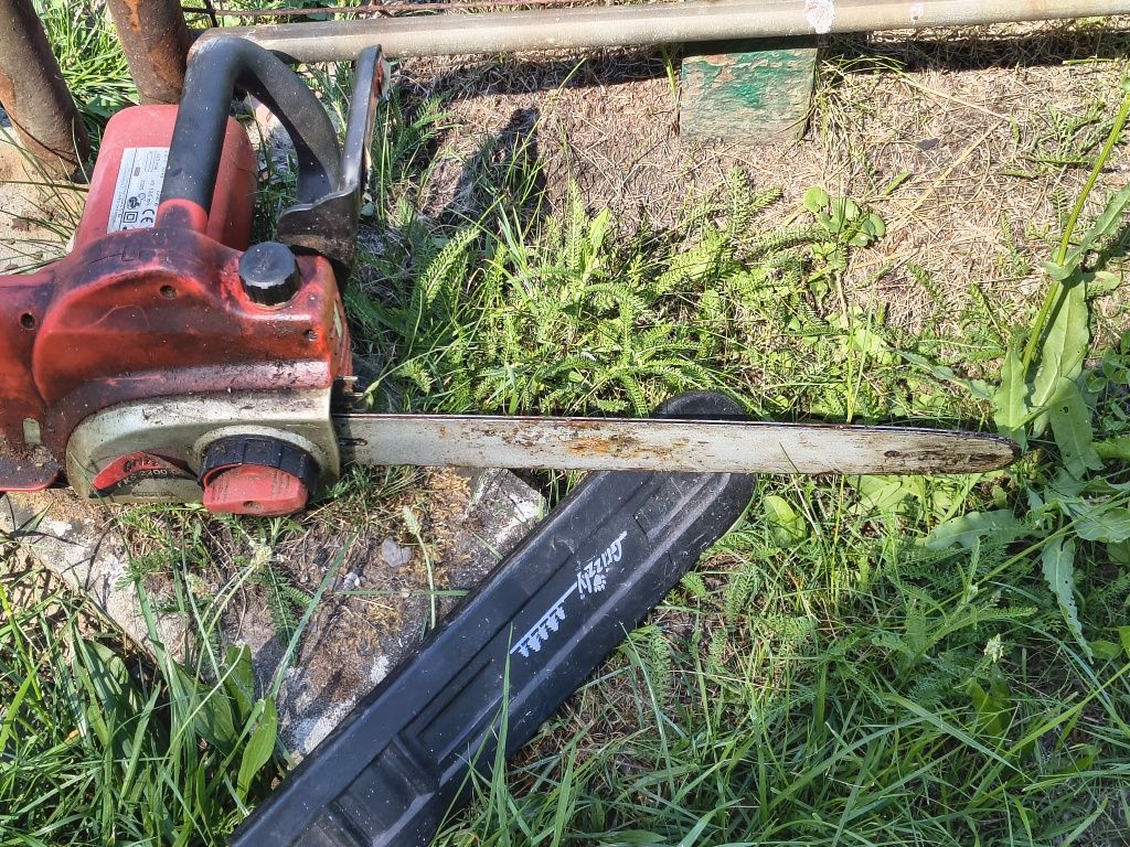 Elektryczna piła mechaniczna łańcuchowa na prąd Grizzly EKS 2200 QT