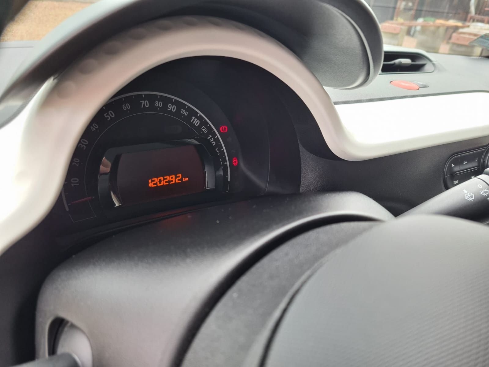 Renault Twingo 4 stan idealny