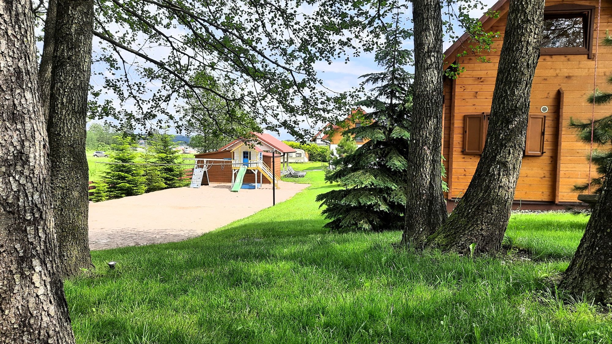 Domki letniskowe Mazury Giżycko nad jeziorem.Jakuzzi sauna w cenie