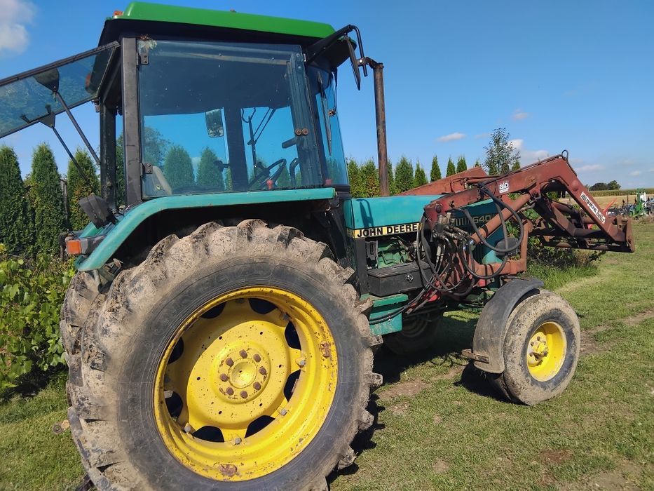 John Deere  1640