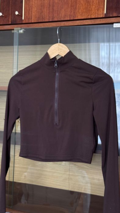 Светр, водолазка жіночі