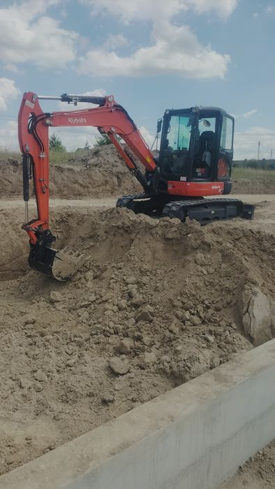 Послуги мені екскаватора