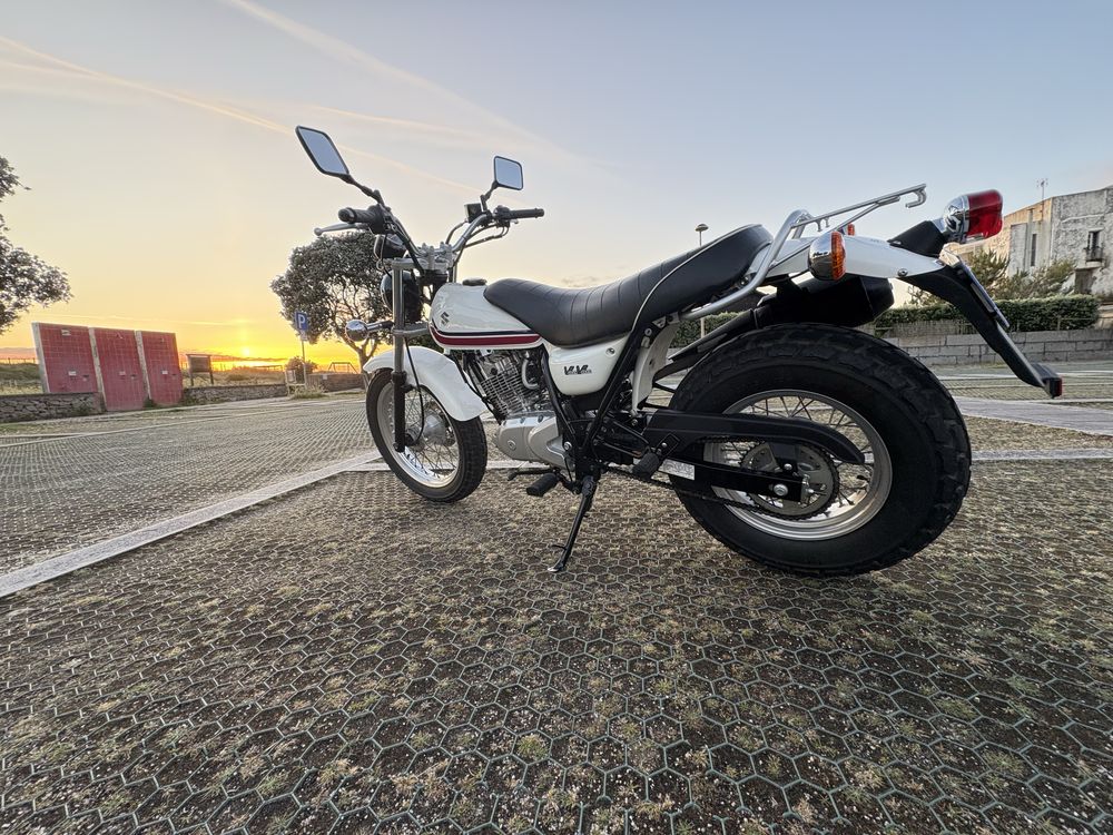 Suzuki VanVan 125, coleção, igual a nova.
