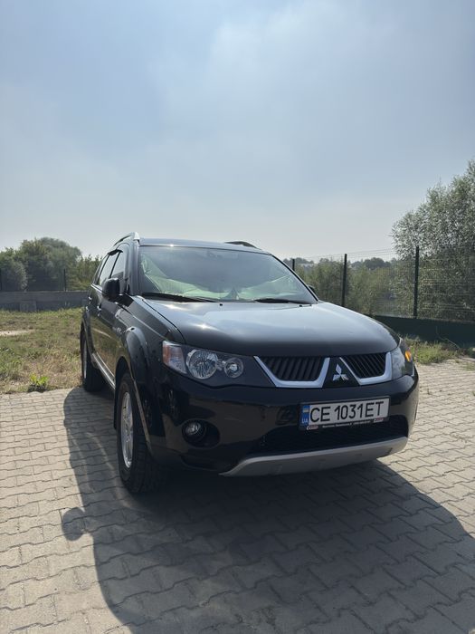Продам Mitsubishi Outlander XL