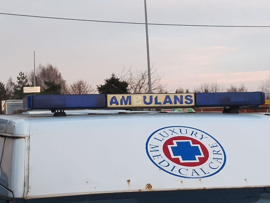 Sygnały świetlne, ostrzegawcze od karetki