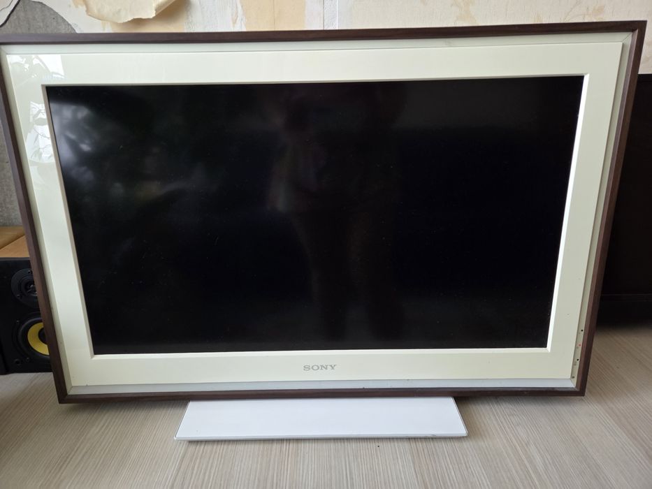 Продам телевізор Sony Bravia 32'