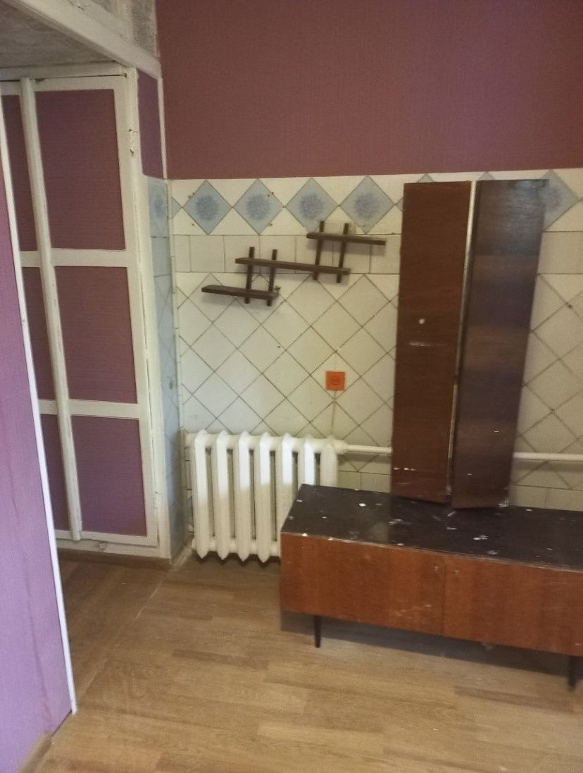 Продам 1 комнатную квартиру в районе Варуса.