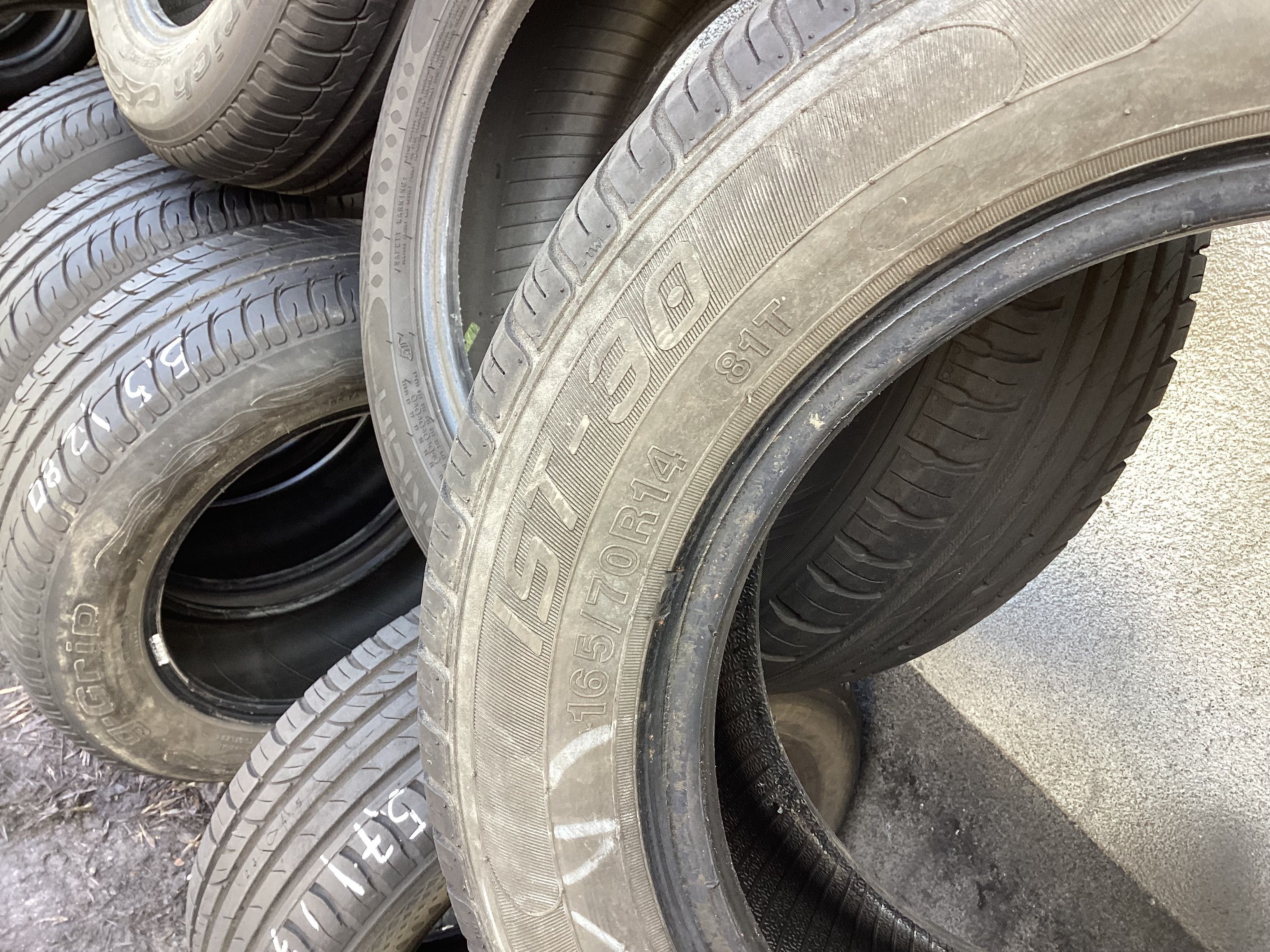 INTERSTATE 165/70r14  2szt opony lato letnie 4.5mm