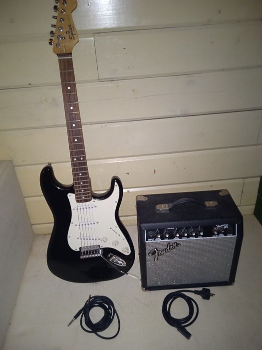 Gitara fender STRATOCASTER squier plus piec fender frontman 15G