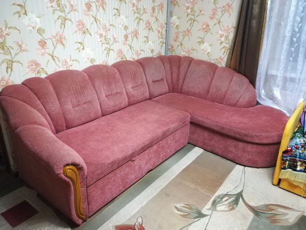 Продам диван уголок +кресло