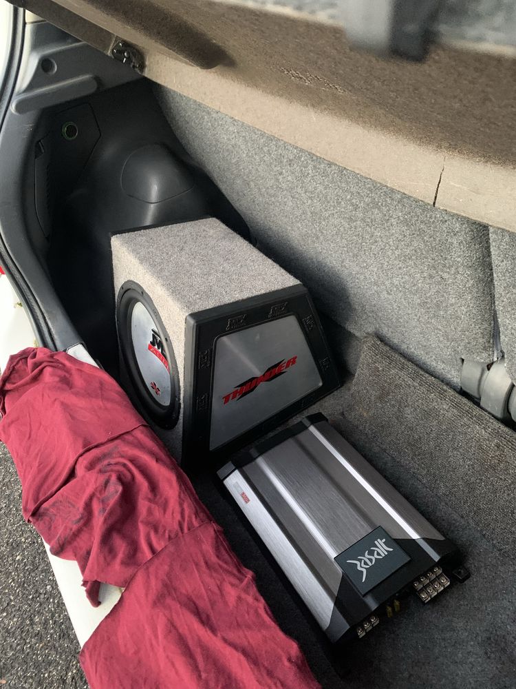 Sistema de Som AUTO - Subwoofer MTX THUNDER 750W + Amplificador 650W +