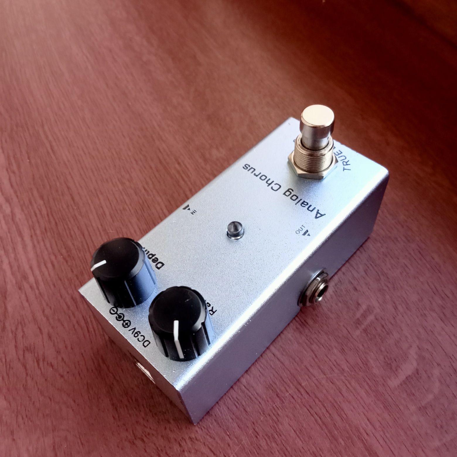 Analog Chorus efekt gitarowy bas skrzypce wokal