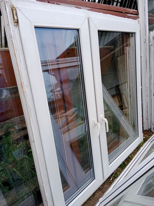 Okno plastikowe biale pcv używane sprawne 146,5 x 143,5 dwuskrzydłowe