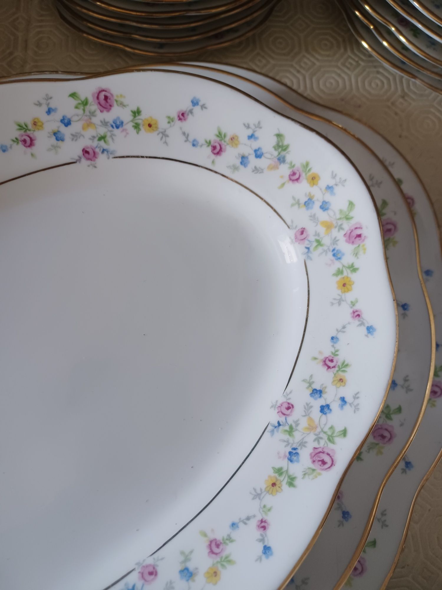 Serviço de jantar e café em porcelana
