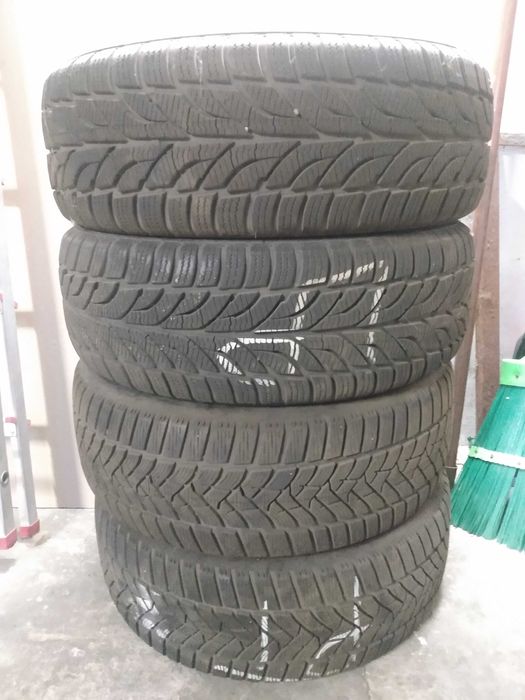 Komplet opon zimowych