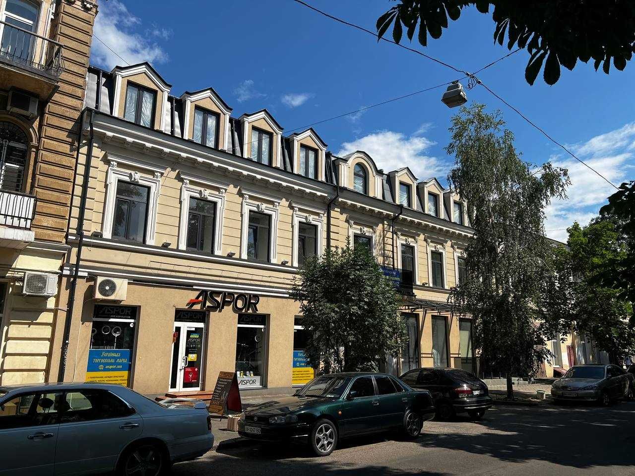 Эксклюзив! Здание на Александровском проспекте