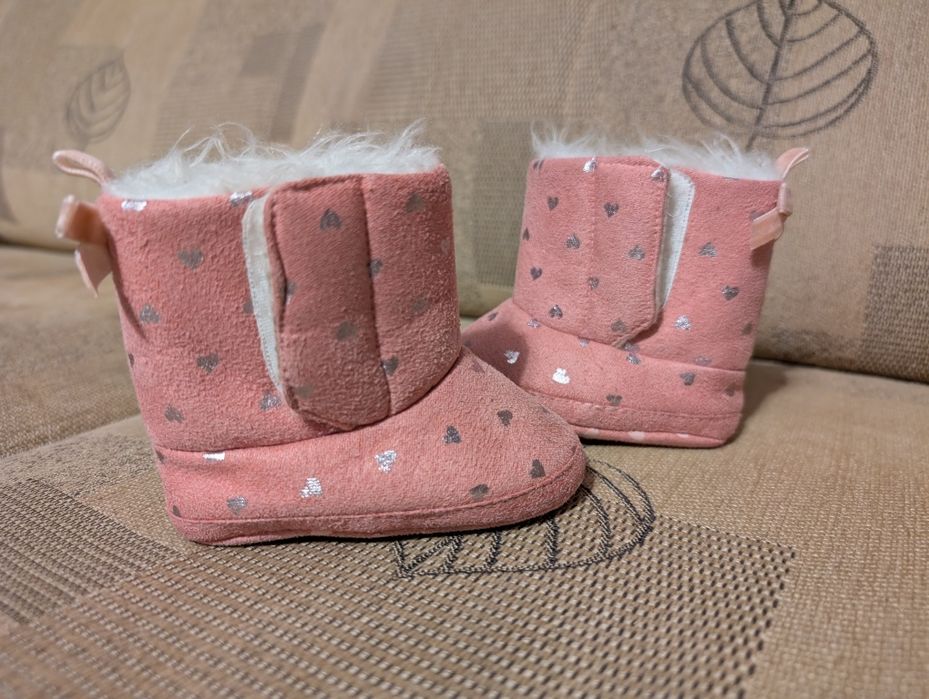 Ciepłe niechodki dziewczęce 6-9mies. (roz. 74)