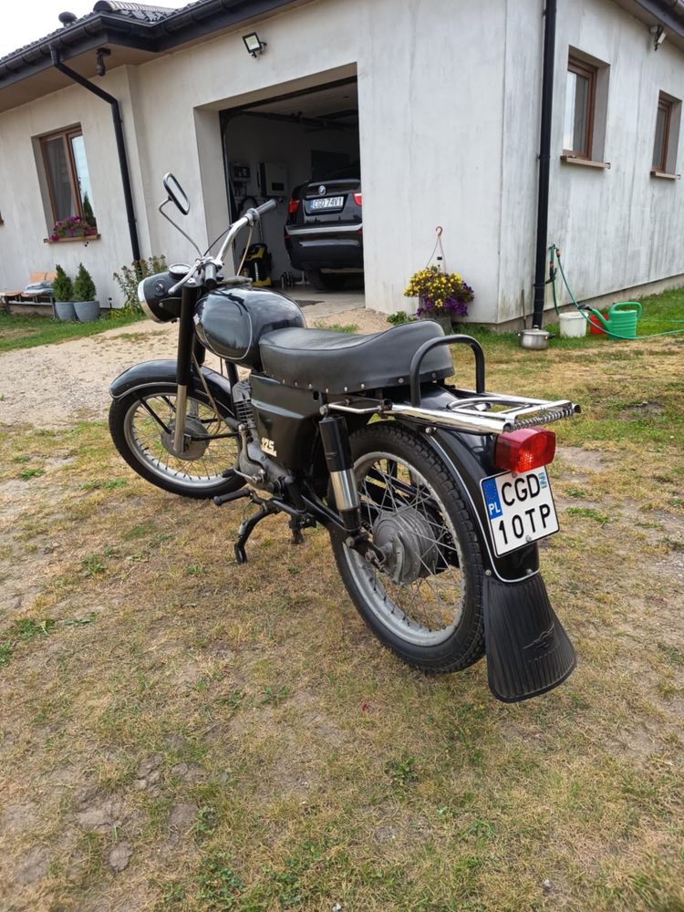 Wsk 125 w stanie oryginalnym z dokumentami 1977r.
