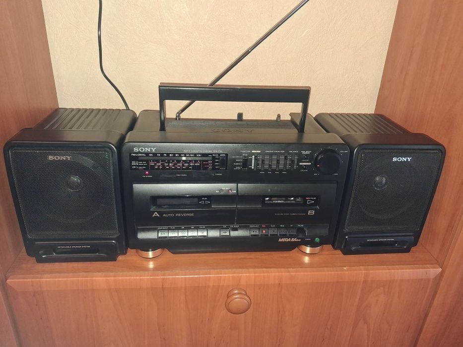 IGŁA !   SONY CFS-710L. Boombox. Radiomagnetofon.