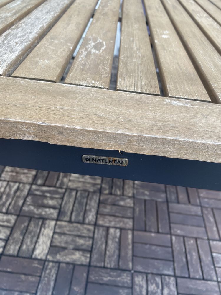 Conjunto Mesa e Cadeiras de Jardim
