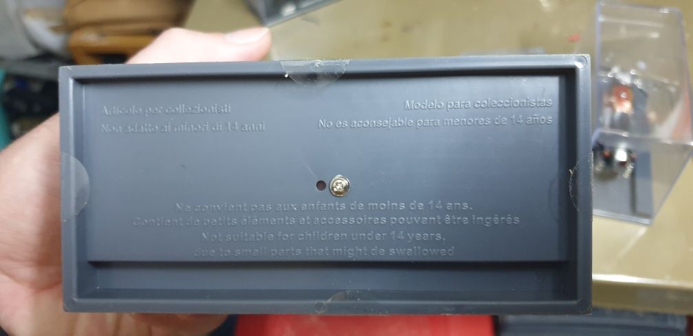 Motas miniatura réplicas