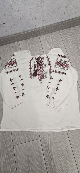 Вишиванка ручної роботи