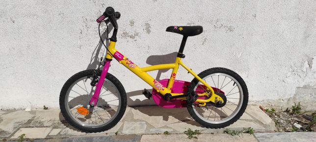 Bicicleta de criança com rodinhas