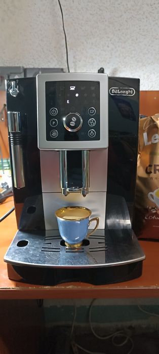 Кофемашина Delonghi ECAM23.210.B из Германии.