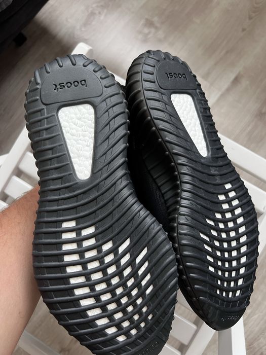 Adidas Yeezy 350 V2 Mono Cinder