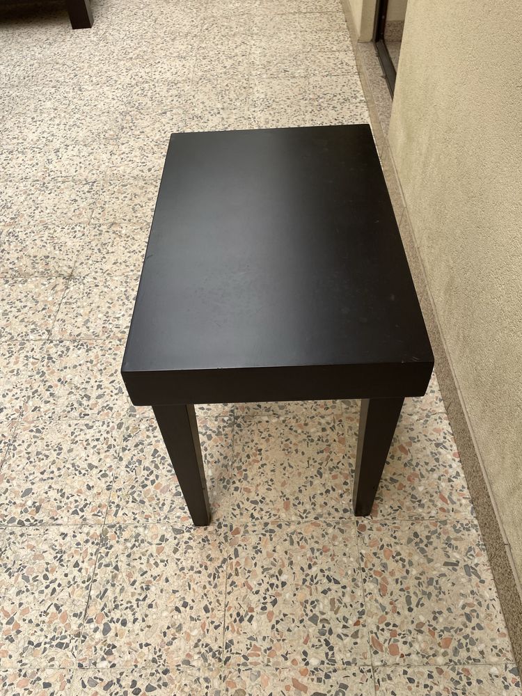 Mesa de apoio preta