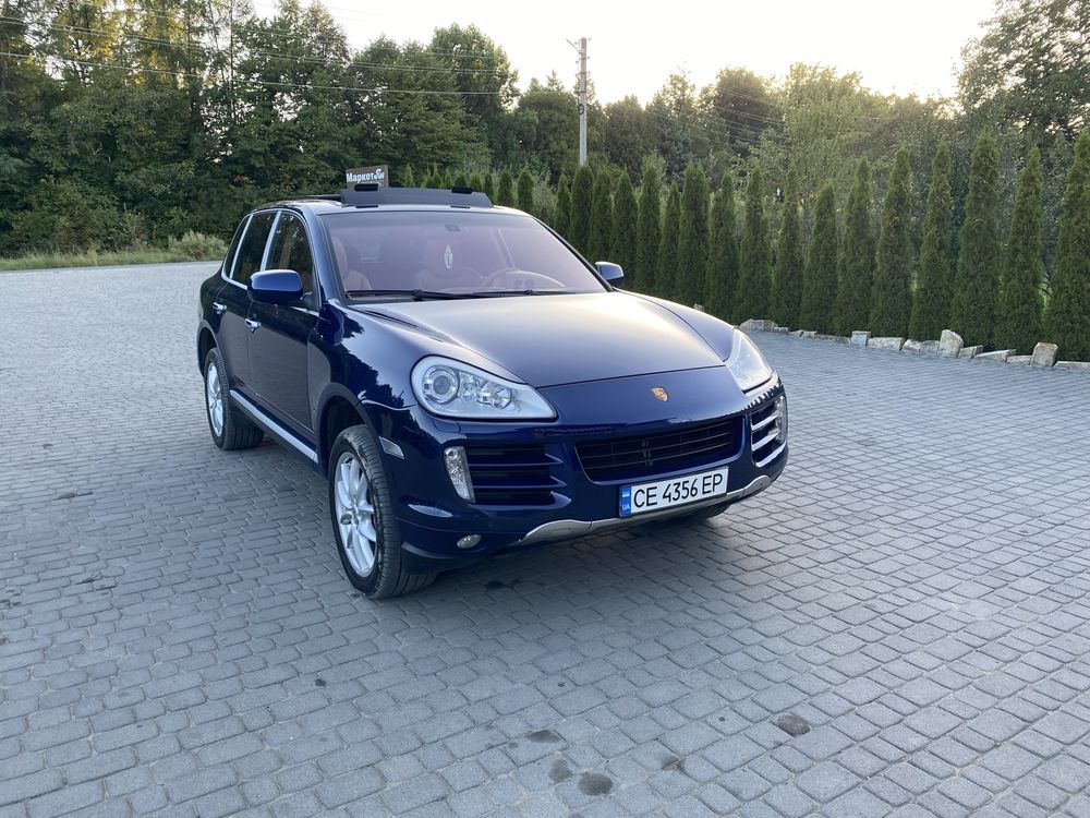 Продам порш каєн в дуже гарному стані