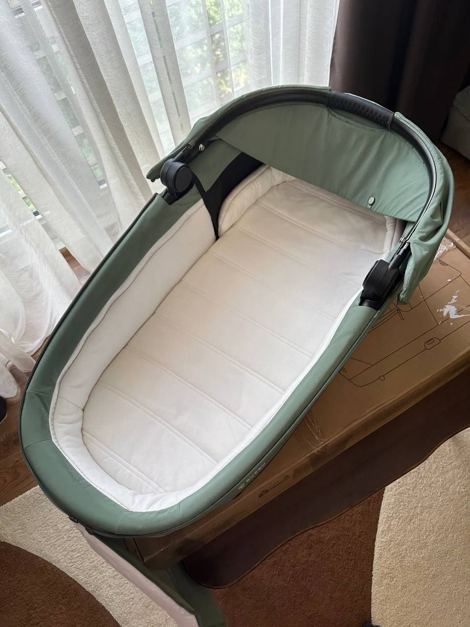 Люлька Cybex Priam 4.0 Lux Leaf Green