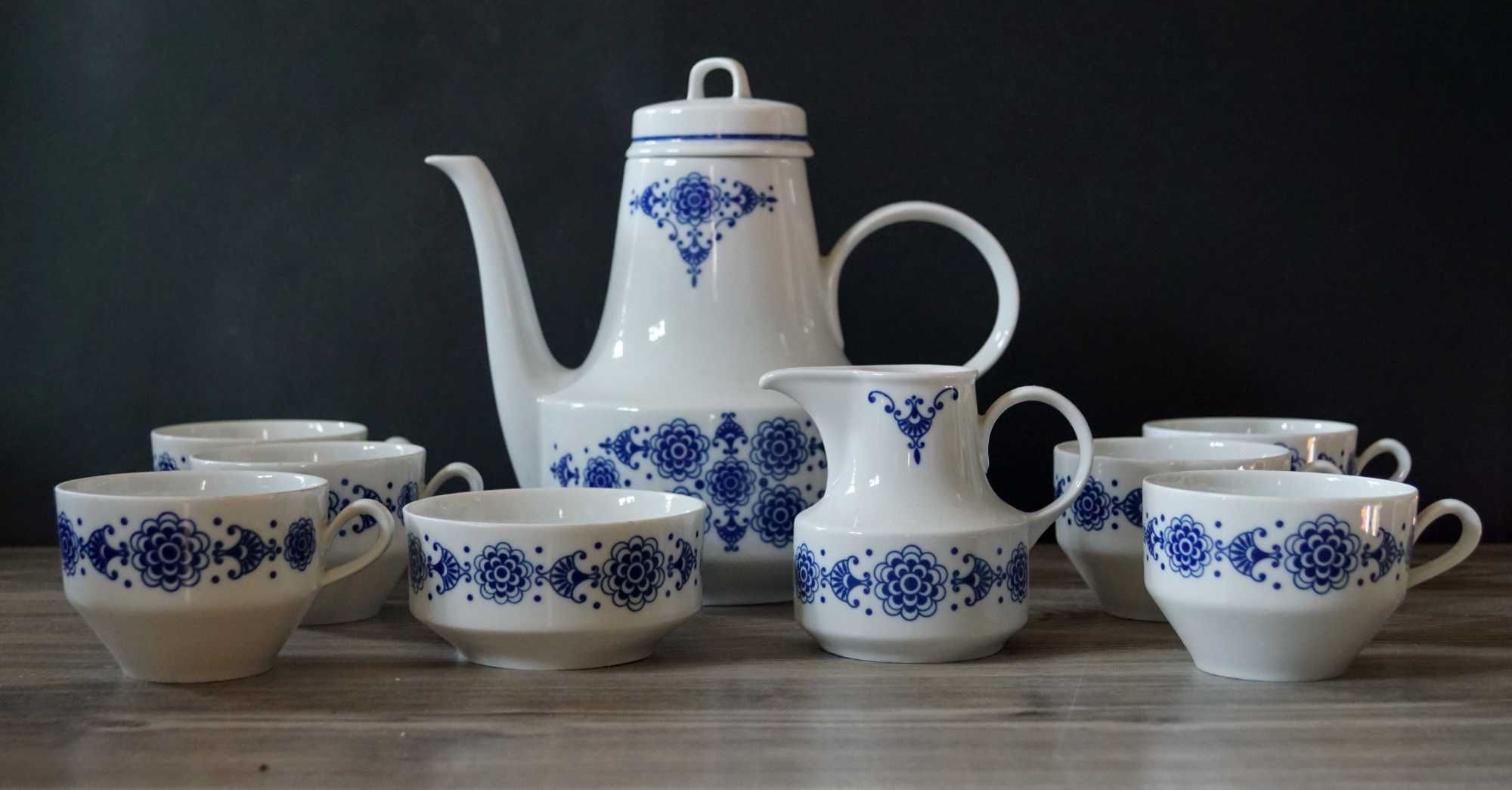 Porcelana Henneberg 1777 Echt Kobalt : piękny serwis