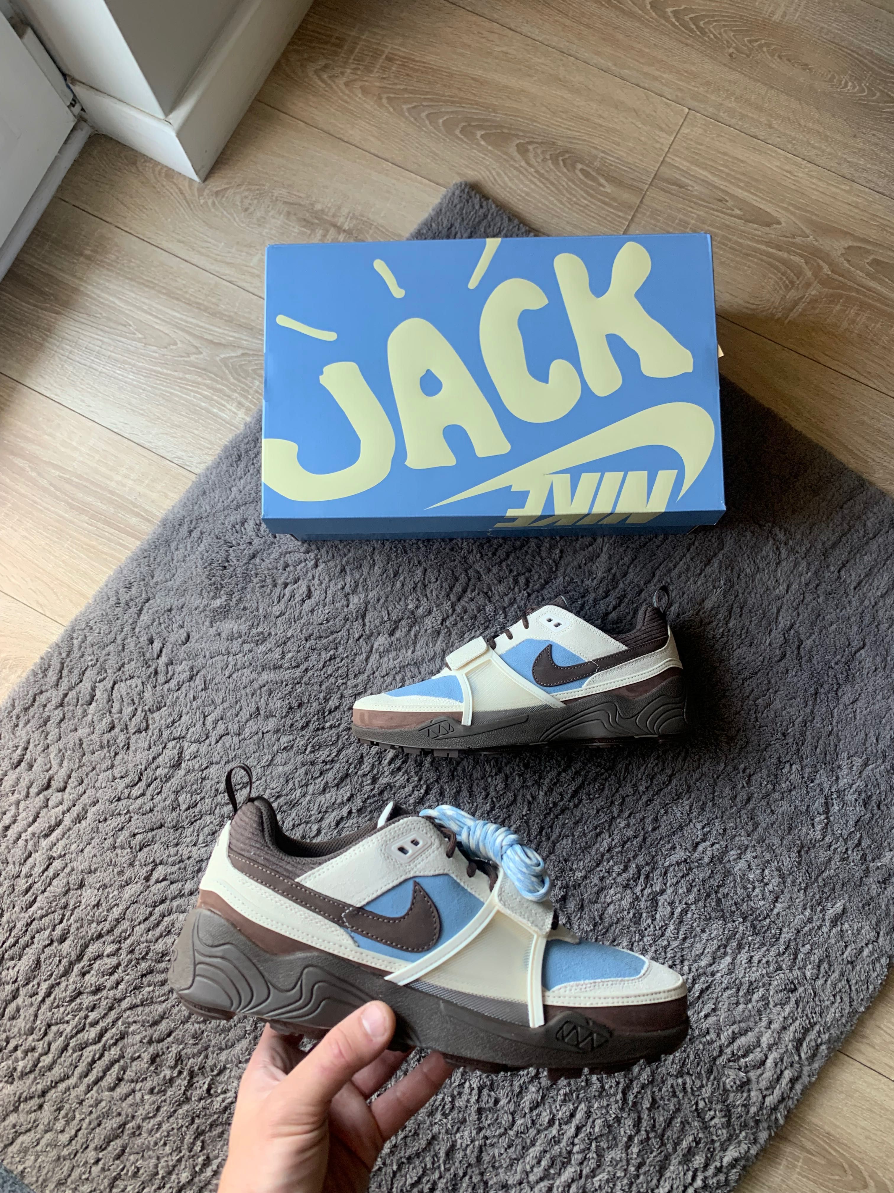 NIKE ZOOM Field Jaxx