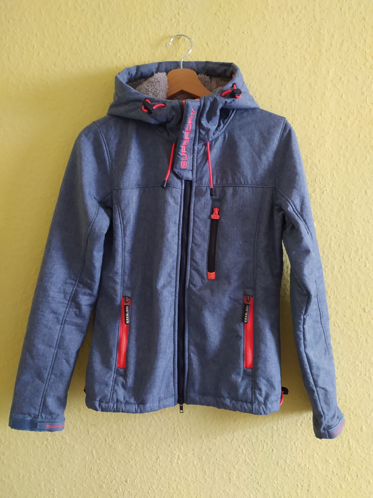 Kurtka damska sportowa Superdry Hooded Windtrekker Jacket r. S / M