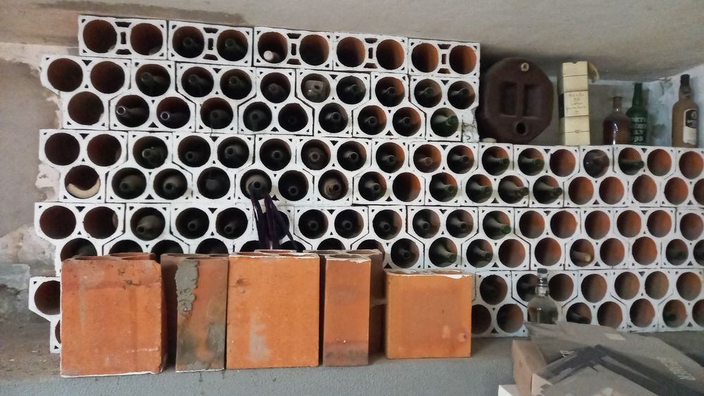 Tijolos de garrafeira