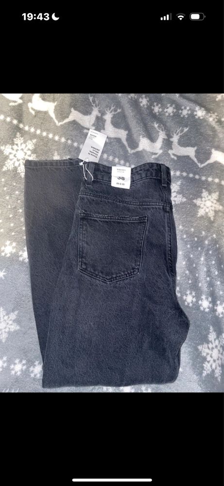 Nieuzywane spodnie MOM Jeans