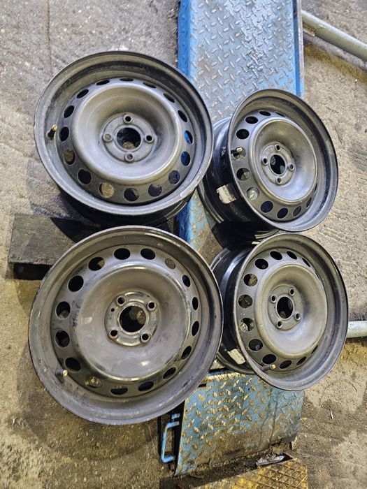 Felgi Stalowe Renault Clio-Dacia R15 4x100 ET40-6J