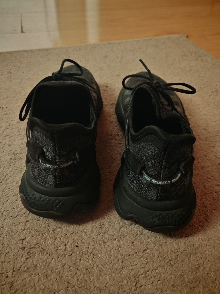 Tênis Adidas  Ozweego 42