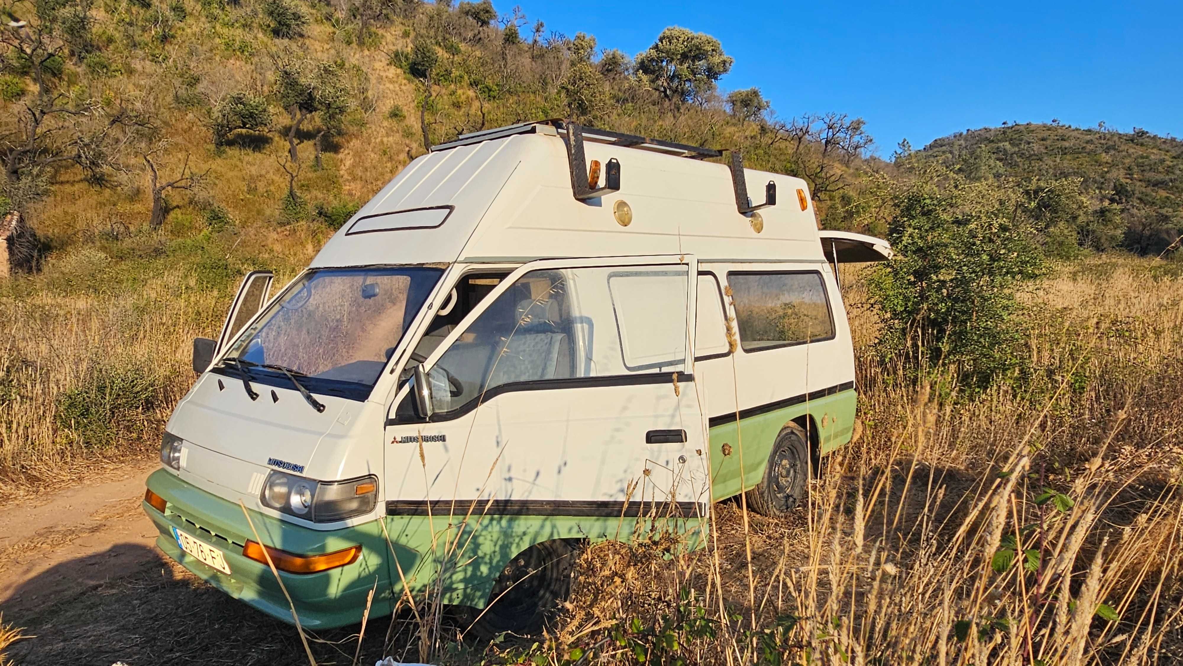 ***Mitsubishi L300 VAN ***