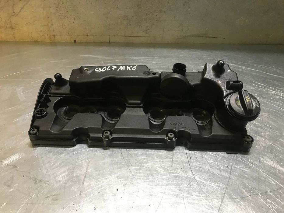 TAMPA DAS VALVULAS VOLKSWAGEN / SEAT / AUDI / SKODA 1.6TDI 2.0TDI 03L103469S 03L103469H