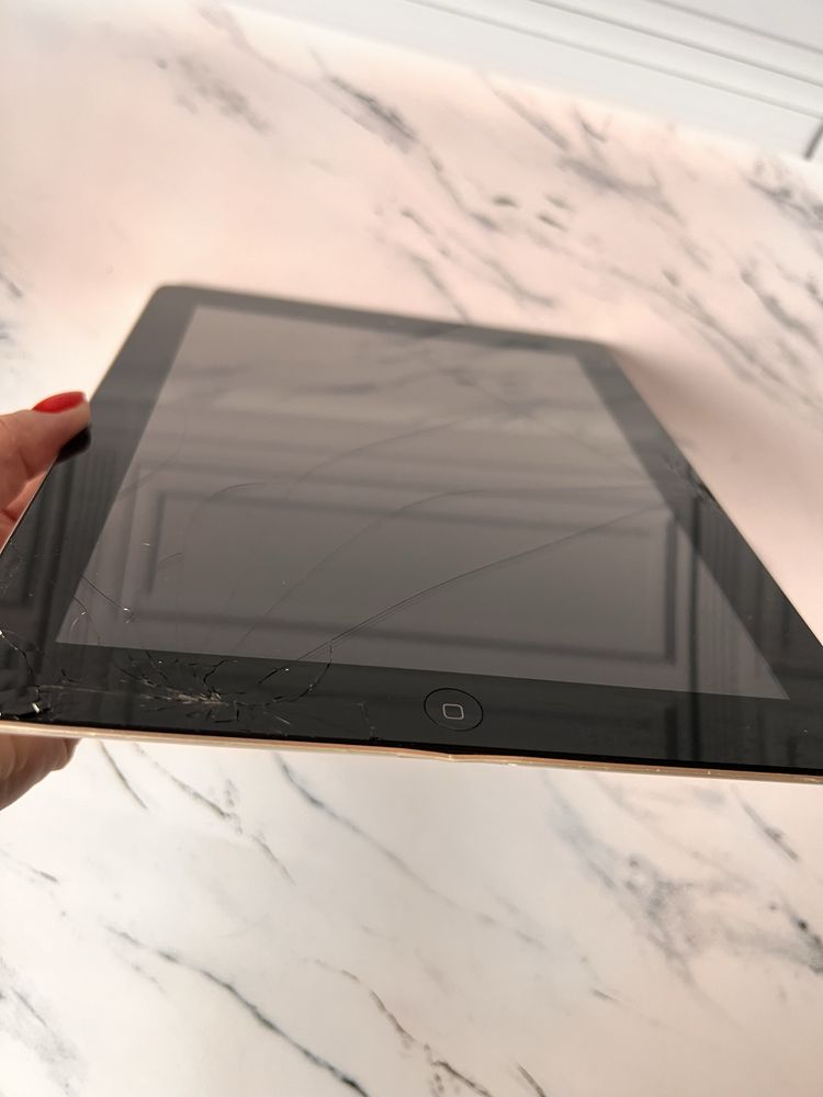 iPad Apple 16 GB, модель А1396