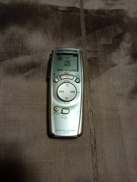 Диктофон Olympus VN-240
