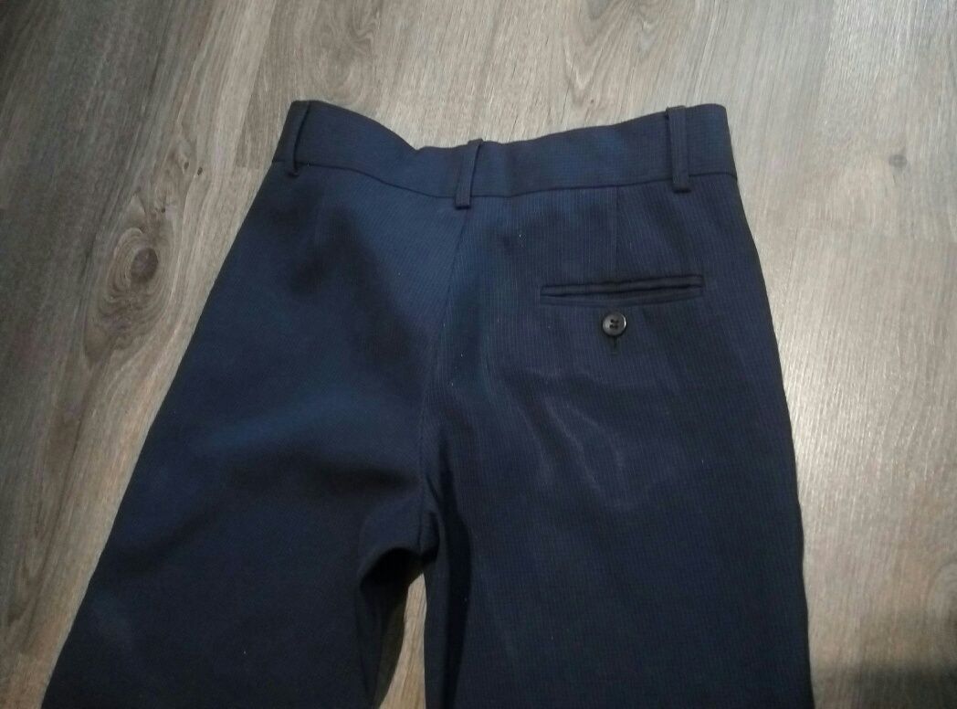Школьные брюки синие легкие штаны на мальчика 7-8 лет, р.- 34