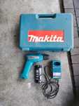 wiertarko-wkrętarka Makita 6172D